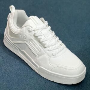 Redtape classic white